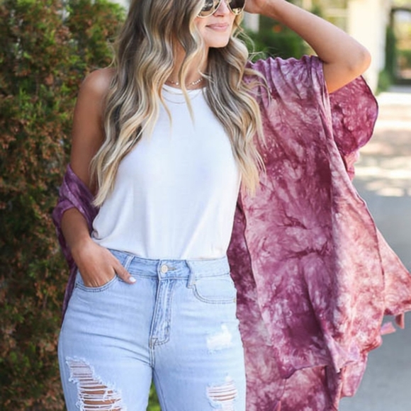 ♥️ Sold Dakota Tie-Dye Kimono - Picture 5 of 6